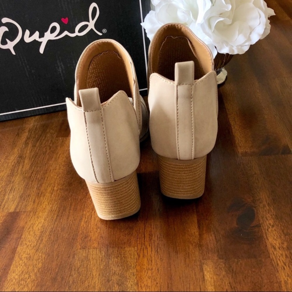 NEW Qupid | peep toe booties taupe - Picture 4 of 8